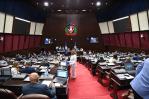 Sin estudiarlo en comisión, los diputados aprobaron eliminar las candidaturas independientes