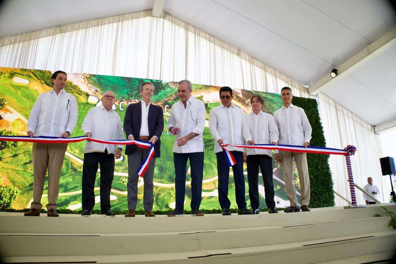 El presidente Luis Abinader encabezó el acto de reapertura.