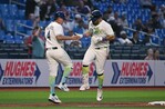 Junior Caminero despacha dos jonrones en la victoria de los Rays sobre Mellizos