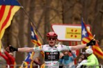Vingegaard vence pero no convence en el primer contacto con la montaña del Giro