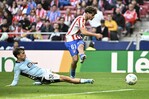 El Celta sorprende al Atlético, el Sevilla toma aire