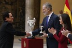 Los reyes de España premian la dominicana Marileidy Paulino