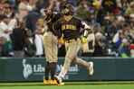 VIDEO | Rodolfo Durán pega un jonrón como su primer hit en MLB; Padres mejoran a 5-0 contra Seattle