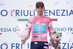 El uruguayo Thomas Silva hace historia y lidera la general del Giro en su regreso a Italia