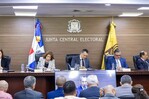 Voceros partidarios ven necesaria una nueva revisión del reglamento de JCE que prohíbe las encuestas