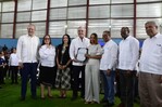 El Gobierno entrega más de mil títulos de propiedad y obras deportivas en Santiago