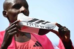 ¿Qué lugar merece el récord de Sawe en la historia del atletismo?