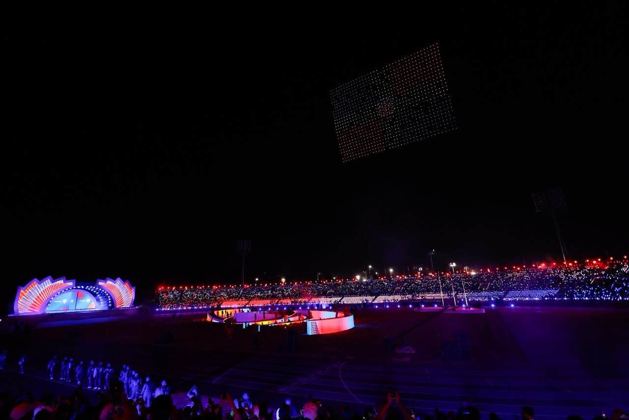 Espectáculo de drones dio apertura al evento.