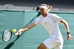 Alexander Zverev gana y busca perfilarse como la gran amenaza de Wimbledon