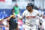 Geraldo Perdomo jonronea y lidera la paliza de Arizona sobre San Diego