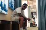 Maluma presenta su colección Golf Gorp en la inauguración de su tienda en Medellín