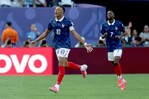 Mbappé y Olise hunden a Suecia y medirán la resistencia de Paraguay en octavos