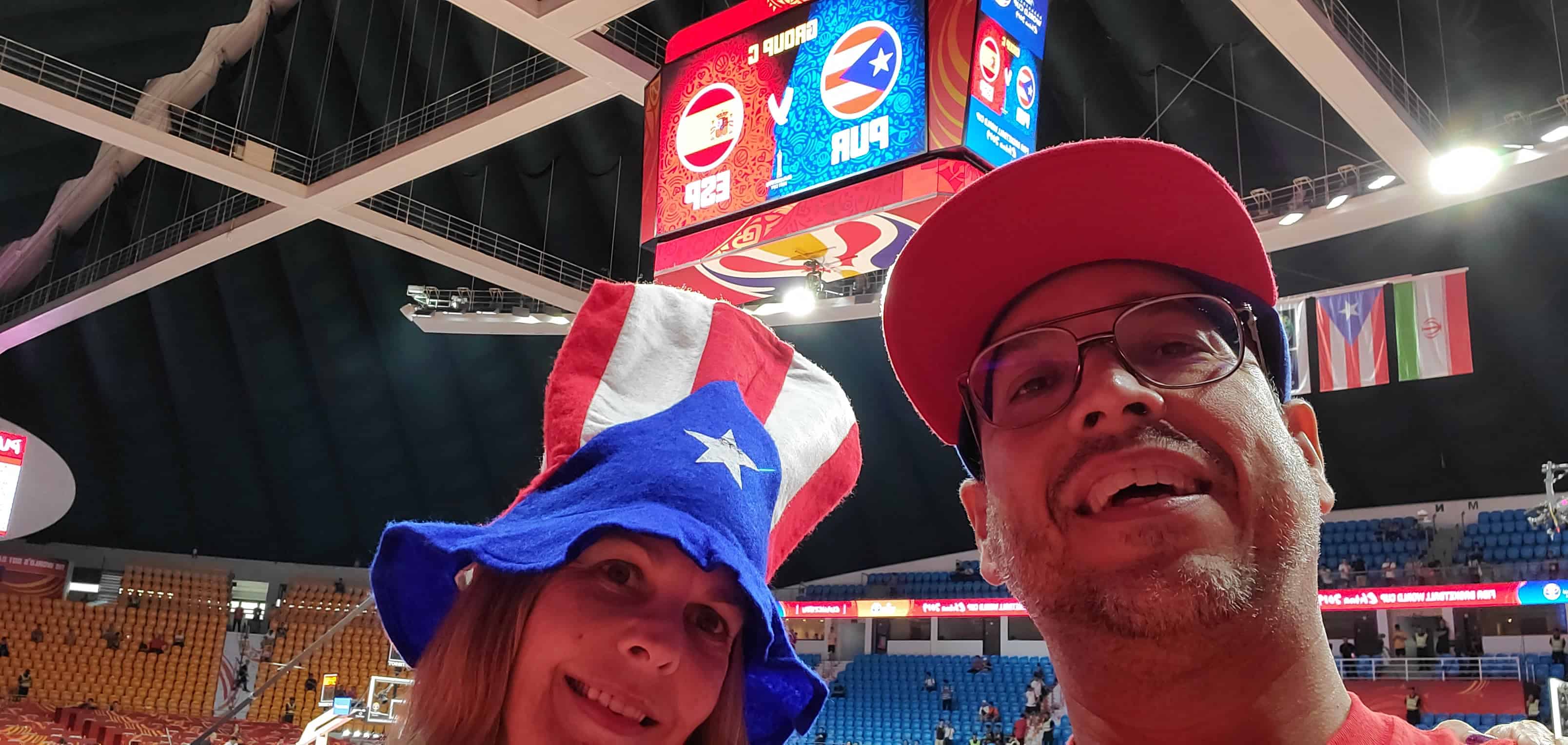 Rafael Pérez y Vanessa Ortiz también siguieron de cerca una de las mejores etapas del baloncesto puertorriqueño, marcada por siete clasificaciones consecutivas a la Copa del Mundo FIBA: Toronto 1994, Atenas 1998, Indianápolis 2002, Japón 2006, Turquía 2010, España 2014 y China 2019.