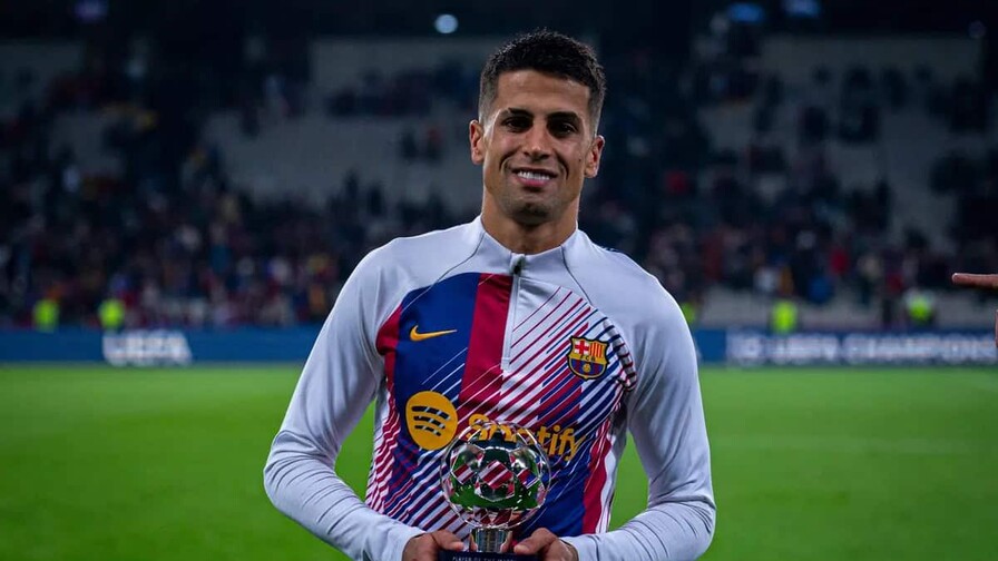 Barcelona: Lamine Yamal está en camino para jugar a su «máximo nivel» El Barcelona oficializa la vuelta de Cancelo para reforzar su defensa