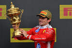 Charles Leclerc gana en Silverstone