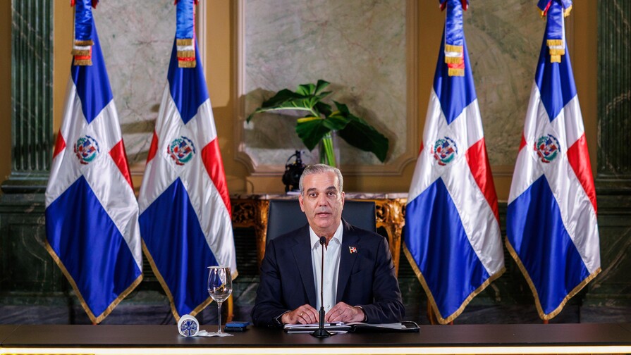 Agenda semanal del presidente Abinader incluye periodistas invitados Abinader retoma su toque de queda de los lunes