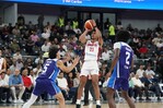 RG Luis impresiona en su debut y República Dominicana pasa con 4-2 a la siguiente ronda de FIBA