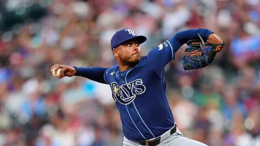 Freddy Peralta abanica siete, vuelve a ganar y vence a los Mets Freddy Peralta comanda el triunfo de los Rays sobre los Tigres con seis entradas en blanco