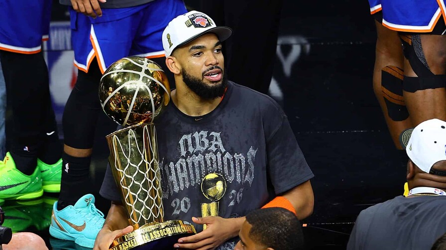 NBA: Kawhi «no tenía conocimiento» de la evasión del límite salarial Karl-Anthony Towns se casa con Jordyn Woods tras coronarse campeón de la NBA
