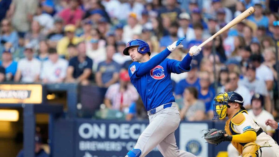 Cinco equipos buscan sellar su boleto a postemporada de la MLB Alex Bregman se va de 4-3 con jonrón, Cubs despliegan ofensiva y siguen firmes en el Wild Card