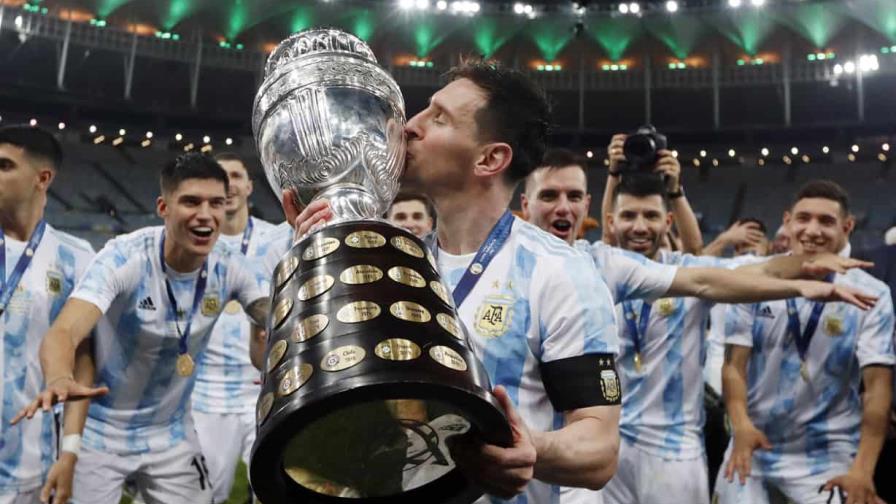 Con dolor «en el alma», Lionel Messi cierra su era con la selección Lionel Messi se retira de la selección argentina: Me vacié, ya no tengo más para dar