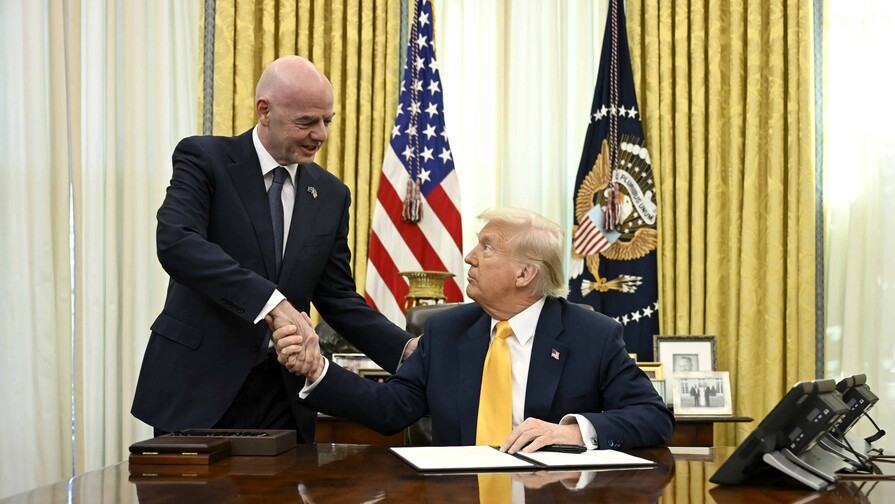 Trump defiende a Infantino: Sería un terrible error reemplazarlo