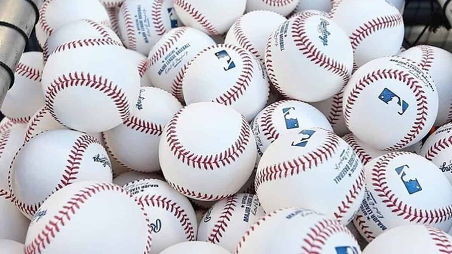 Niños de 11 años con acuerdos millonarios: la cara oculta del negocio de MLB en RD
