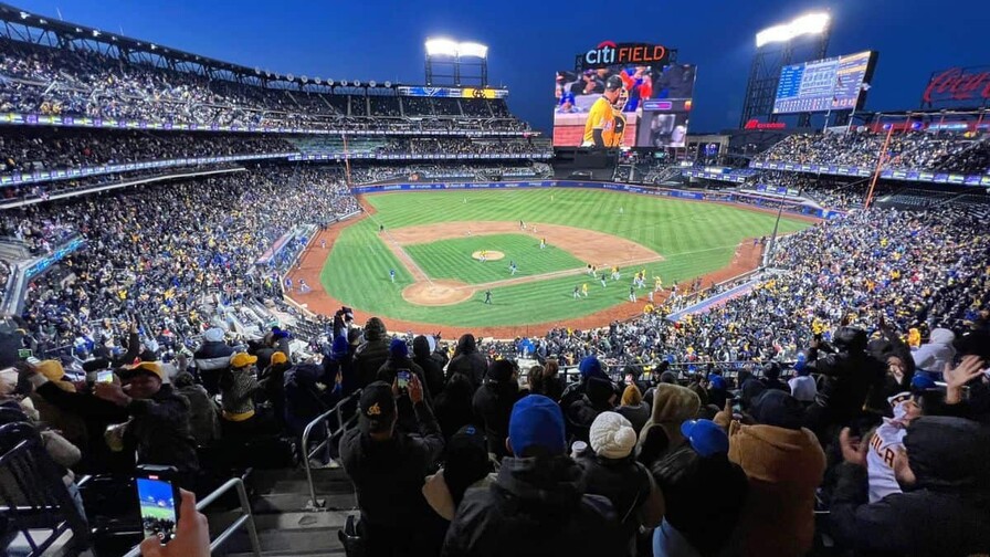 Condenan a la JCE en Nueva York por deuda de boletas del Águilas-Licey