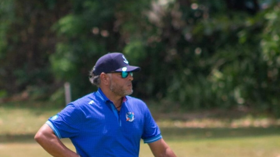Turismo Deportivo: David Collado destaca el impulso en RD Román y Stewart comparten liderato tras primera jornada de la Copa Rotativa de Golf