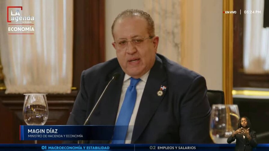 Luis Abinader destaca estabilidad económica en República Dominicana El Gobierno evalúa contratar seguros para proteger al país de alzas en los precios internacionales