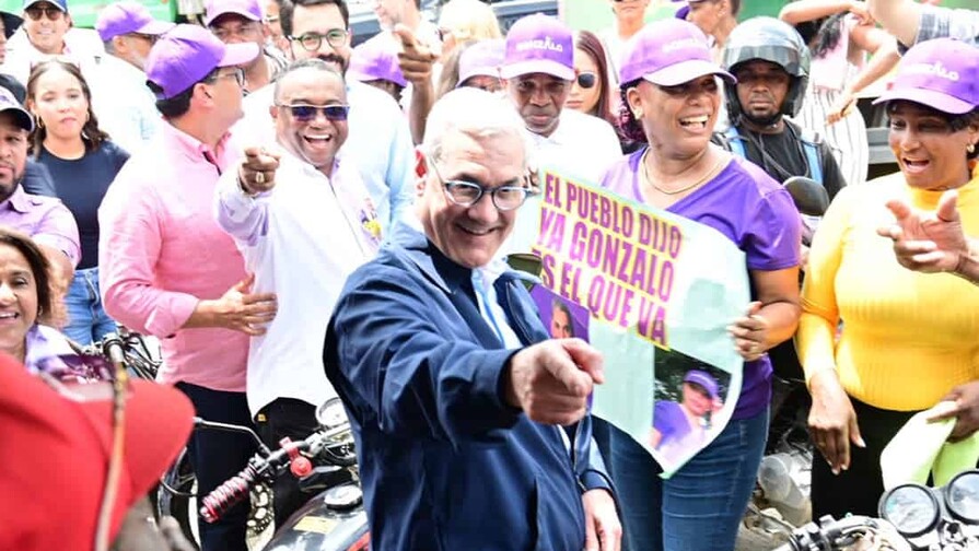 Gonzalo Castillo promete reducir pérdidas eléctricas y alcanzar 24 horas de luz