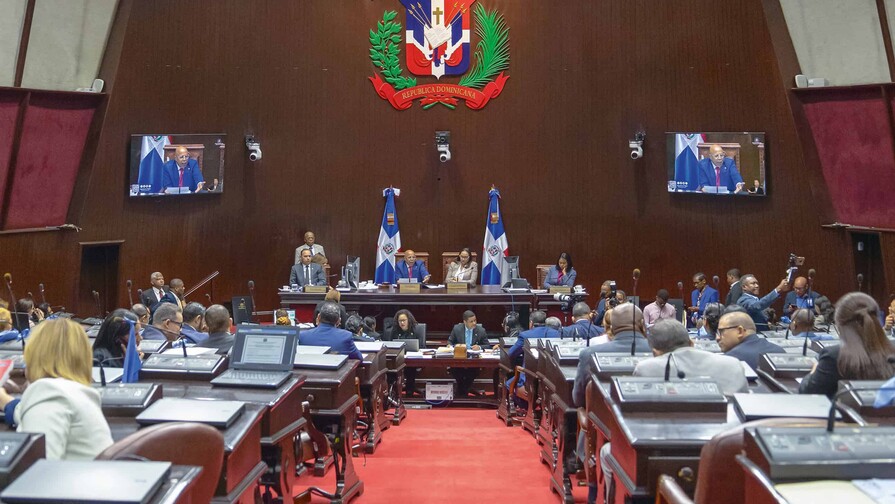 Senado aprueba regulación de juegos de azar Proyecto de juegos de azar crea registro para quienes decidan dejar de apostar, destaca Genao