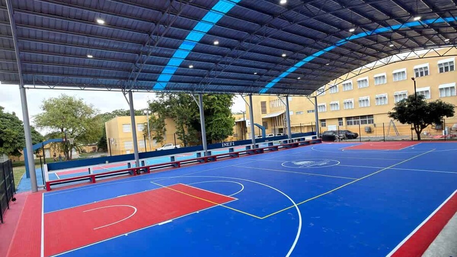 Inefi: Inaugura aula de psicomotricidad en Santiago El Inefi inaugura techado en “La Perito”