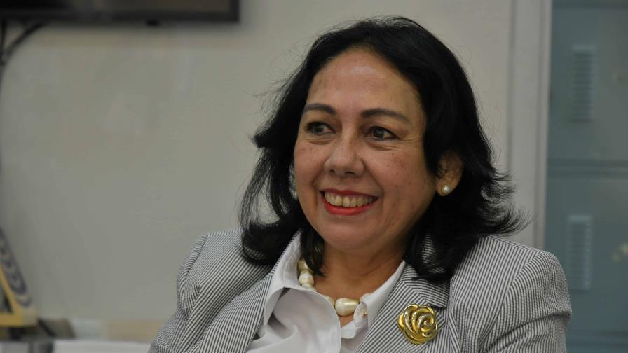 Perú coopera con República Dominicana para transparentar compras