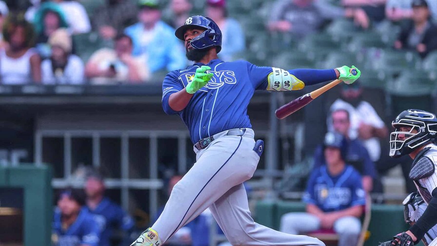 Dominicanos en MLB: Caminero por 100 remolcadas y Elly por 30-30 Cuatro de RD entre las “gangas” de 2026 en MLB