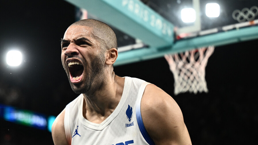 El francés Nicolas Batum se retira tras 18 temporadas en la NBA