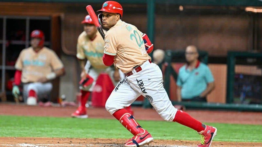 Las Estrellas abren su campamento de cara a la campaña 2026-2027 La Confederación del Caribe falla a favor de Tomateros y Robinson Canó jugará en México