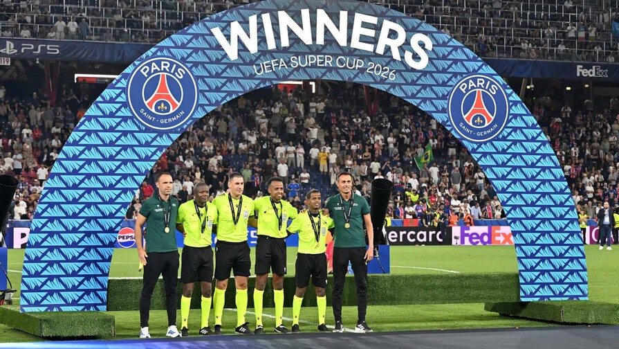 La Supercopa de Europa fue mi Mundial, escribe árbitro somalí Artan
