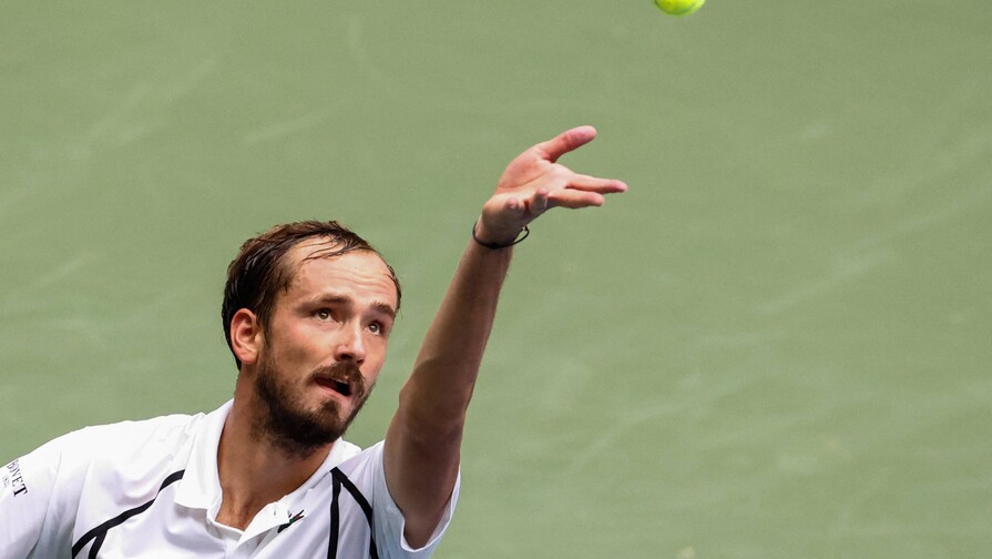 Medvedev y Pegula a paso firme en el US Open; Badosa termina el trabajo