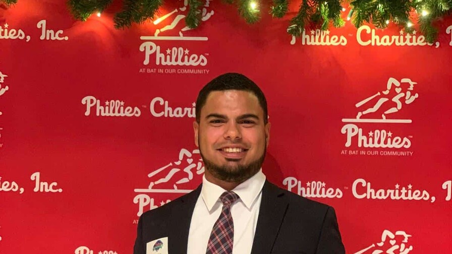 Kyle Schwarber jonronea por tercer partido seguido y tiene 43 Edwin Soto no llegó como jardinero pero alcanzó la alta gerencia de los Filis de Filadelfia