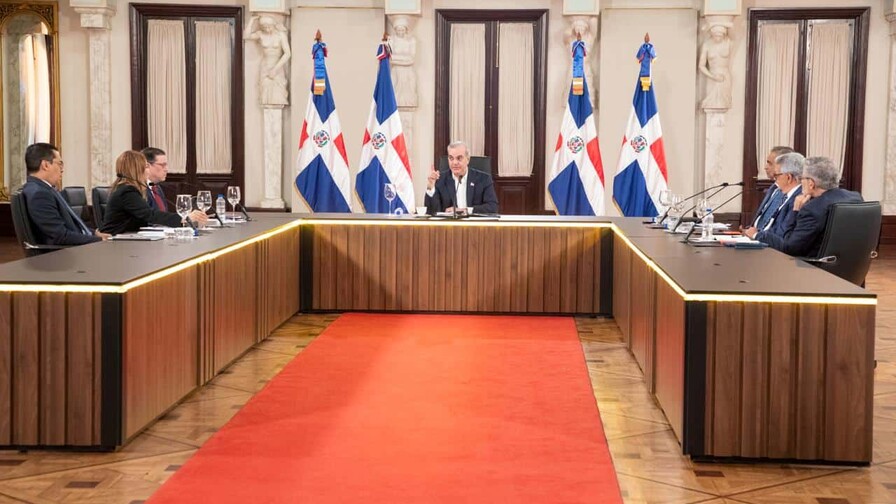 Abinader explica subsidios permanentes y coyunturales del Gobierno Abinader afirma que los subsidios han ayudado a reducir la pobreza y contener las alzas de precios