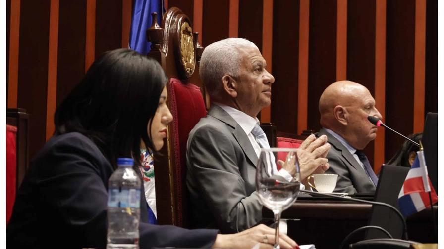 El Senado contempla interrogar a ejecutivos de Aerodom por retrasos en obras del AILA