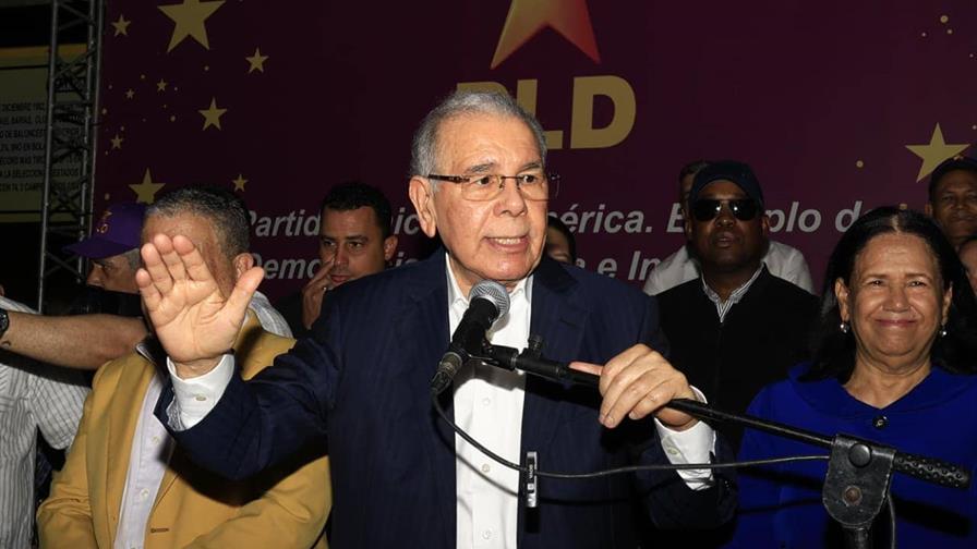 Diputado del PRM someterá proyecto para habilitar a Danilo Medina como candidato presidencial