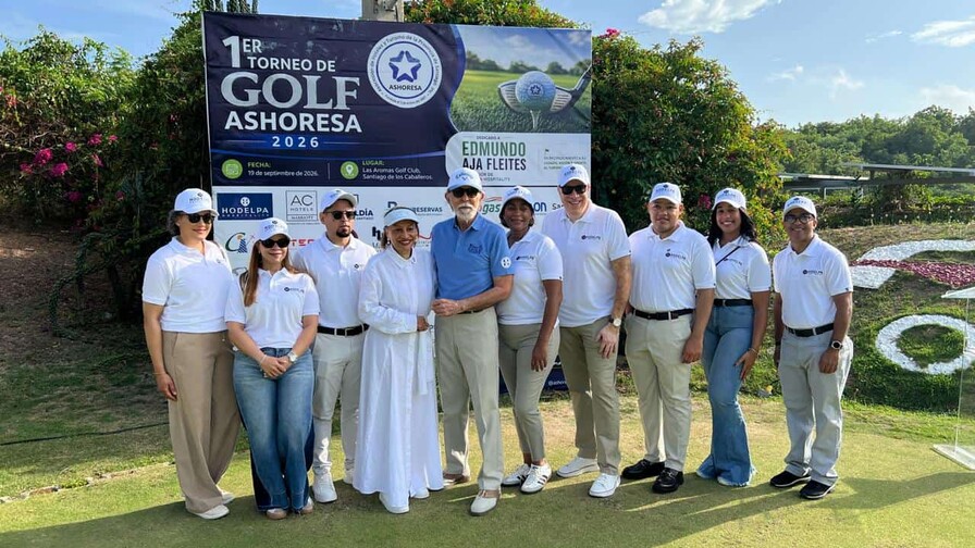 Edmundo Aja es reconocido en el Primer Torneo de Golf Ashoresa 2026