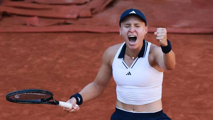 Elena Rybakina estrena el N.1 mundial con una derrota Elena Rybakina, número dos del mundo, queda eliminada de Roland Garros en segunda ronda