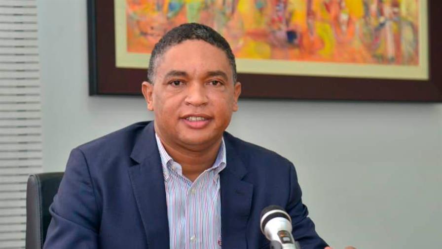 Yván Lorenzo pide esclarecer incidente de diputada Millys Martínez