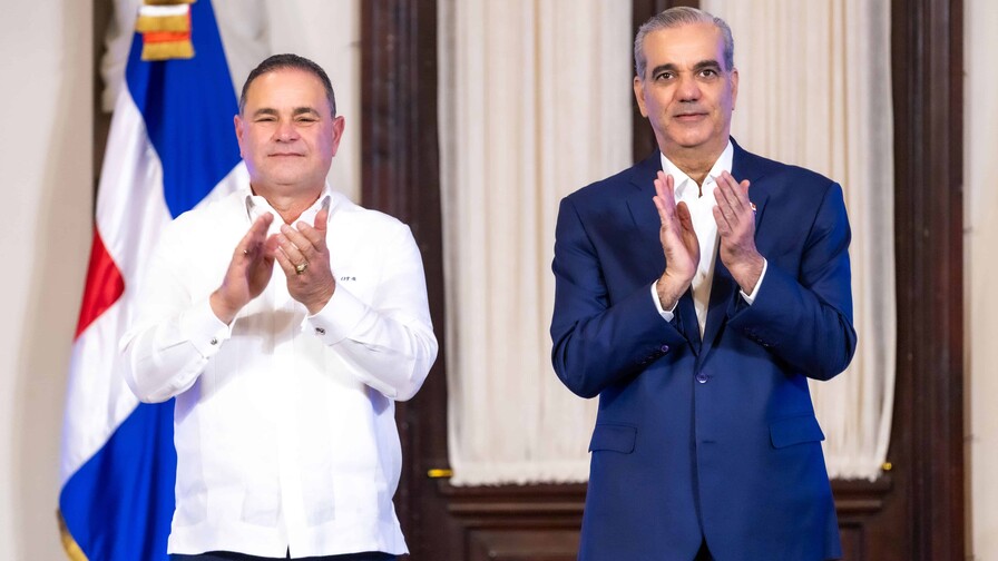Abinader viaja este sábado a Roma