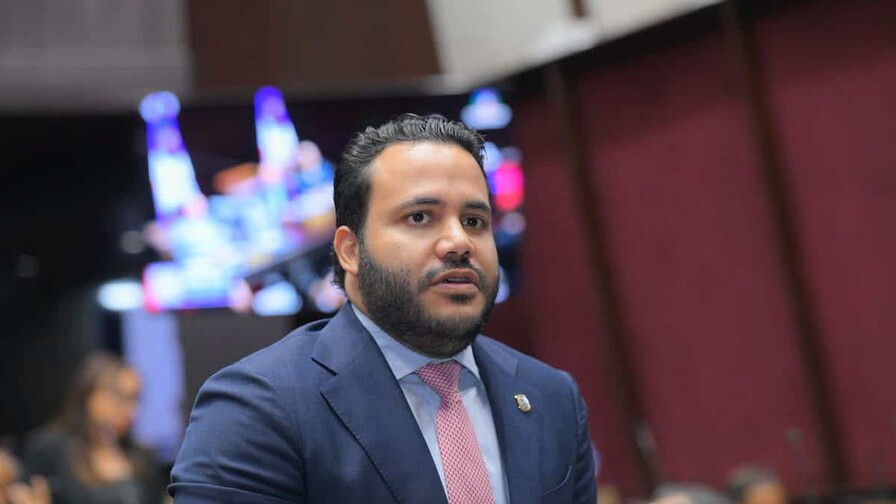 Rogelio Genao se separa del PRSC y se declara independiente El diputado Rogelio Genao renuncia al PRSC y cuestiona el rumbo de la organización