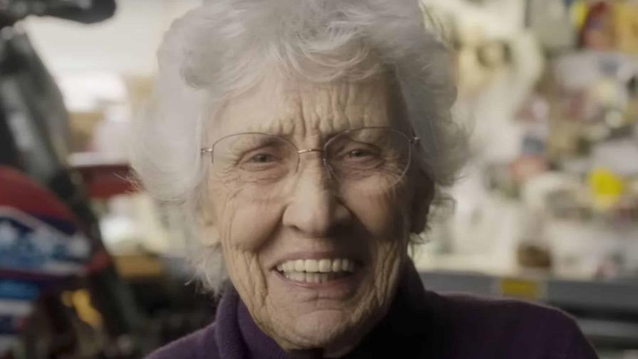 MotoRafa Experience 2026 reúne a 200 pilotos antes de competir Fallece Mary McGee, pionera de motociclismo y automovilismo, a un día del estreno de su documental