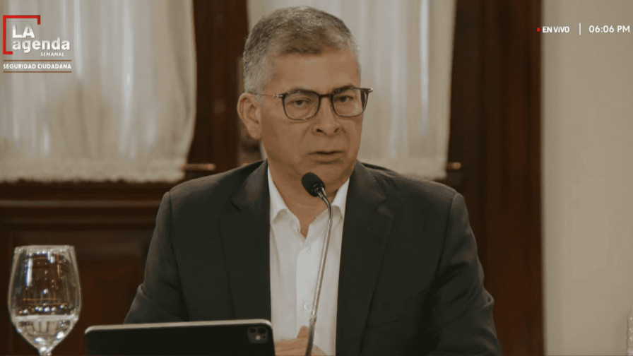 Reforma policial incorpora entrenamiento táctico, cámaras corporales y tecnología forense